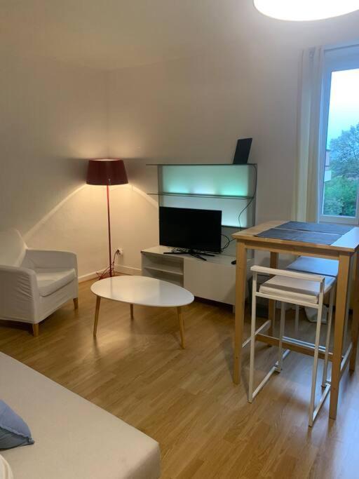Studio A Noyarey Avec Wifi Exterior foto
